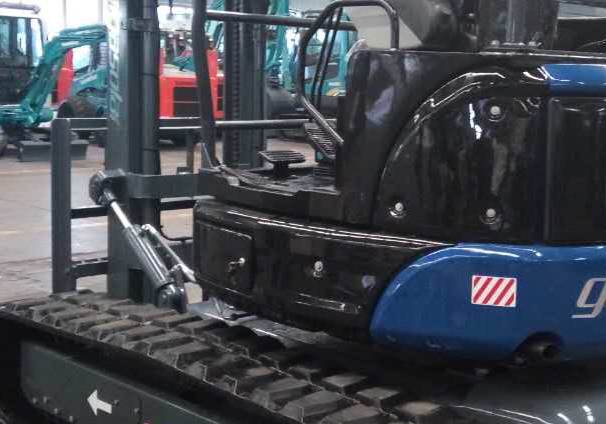 Crawler Forklift